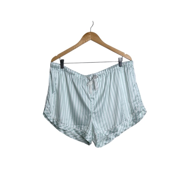 Stars Above Satin Pajama Set Notch Collar Short Sleeve Top Shorts Eye Mask XXL - Picture 4 of 11